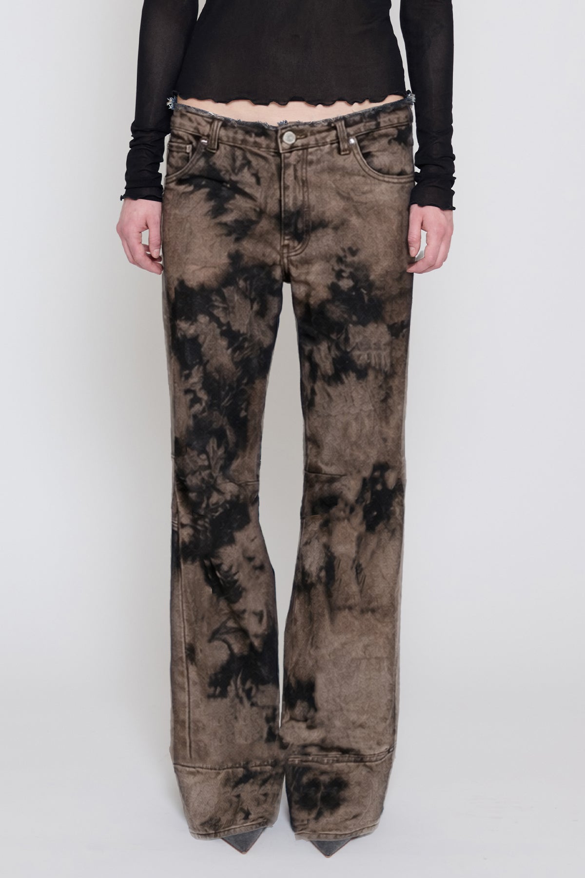 Brown Bleach Dye Frayed Jeans